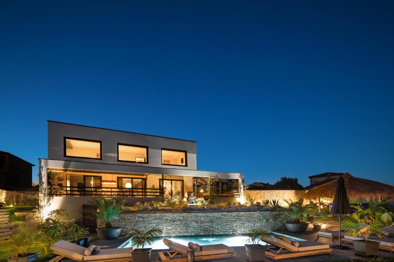 Villa Merapi Sveti Lovreč Pazenatički Екстериор снимка