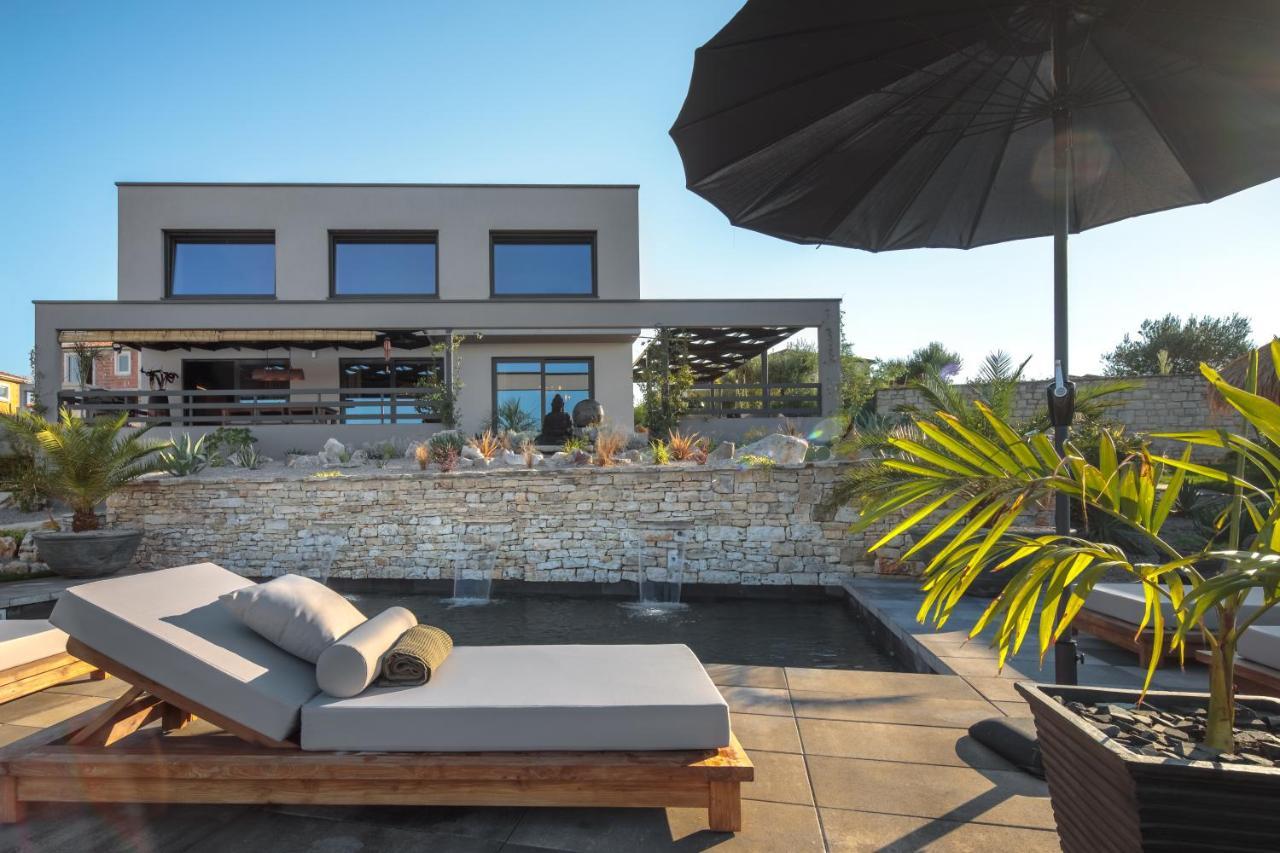 Villa Merapi Sveti Lovreč Pazenatički Екстериор снимка