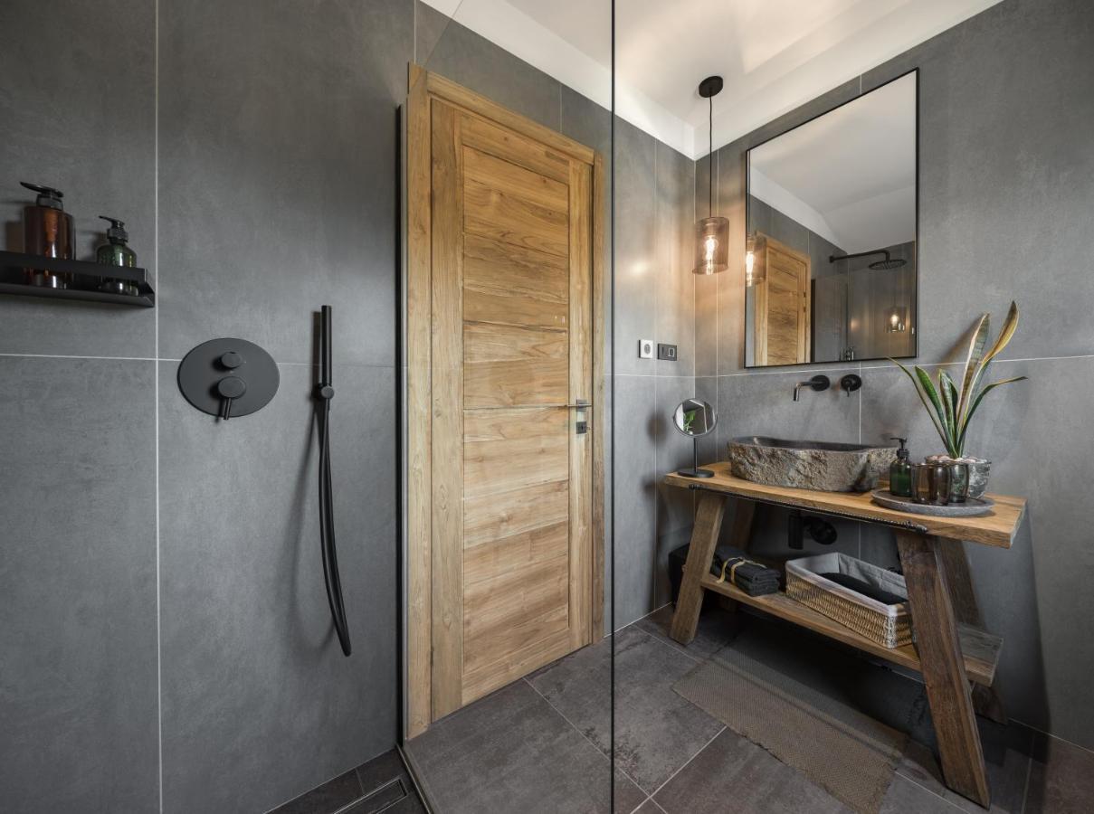 Villa Merapi Sveti Lovreč Pazenatički Екстериор снимка